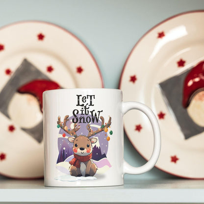 Weiße Tasse mit Rentier "Let it snow" - ArtfulShenwyn